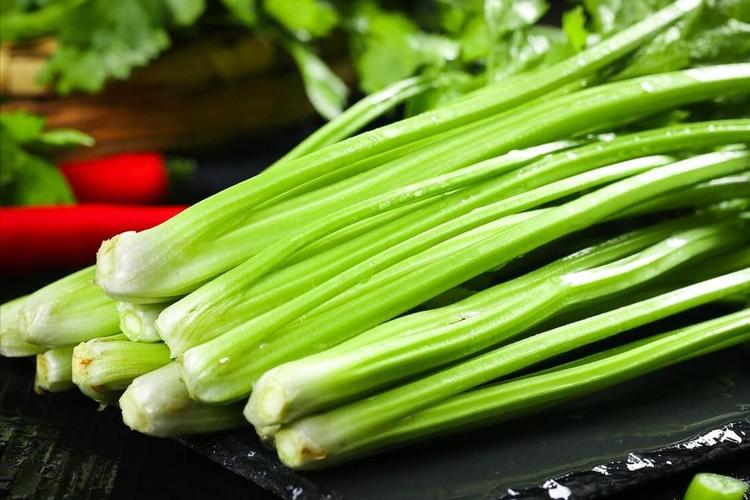 医生:年纪大了,这几种蔬菜可以多吃一些