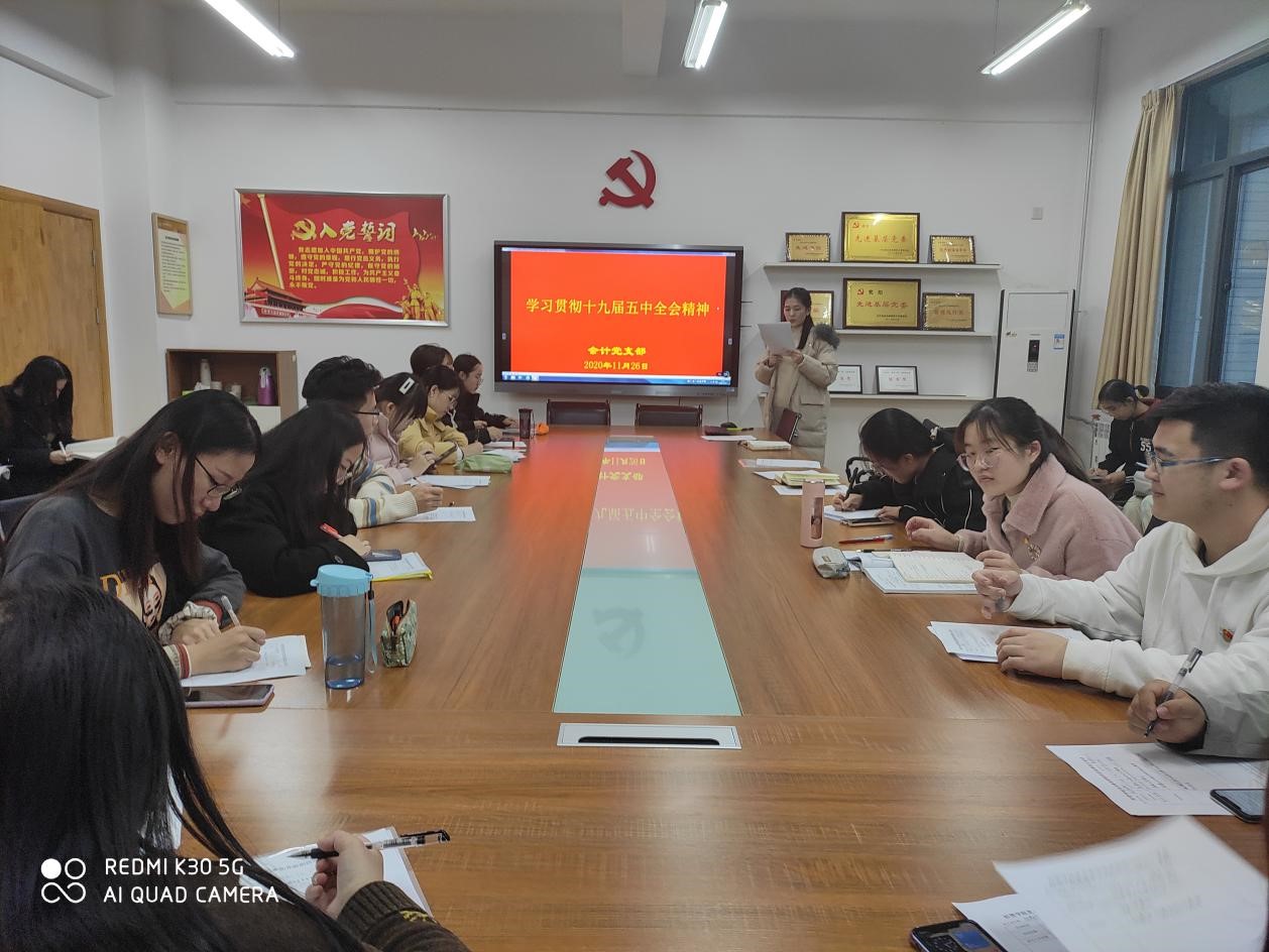 8463672e12f347ae83b263fba37c947b.jpg 8463672e12f347ae83b263fba37c947b.jpg