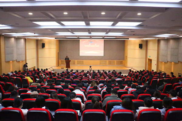 0f2dbbfea03a4bd090bc25ac88534657.jpg 院党委书记张岁平讲话.jpg