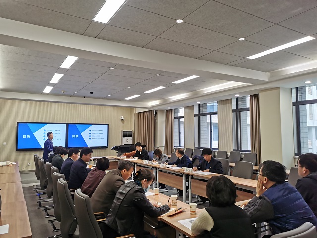 2ebc681902cb43bcaf0adc7db502927d.jpg 会场1.jpg