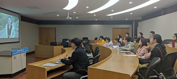 d94ac527e0264872a365a9f792feca9a.jpg 低博支部同上一堂.jpg