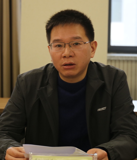 e04728edddce4ced90e44e3cd7db664f.jpg 党委组织部常务副部长郑伟宣读任命文件.jpg