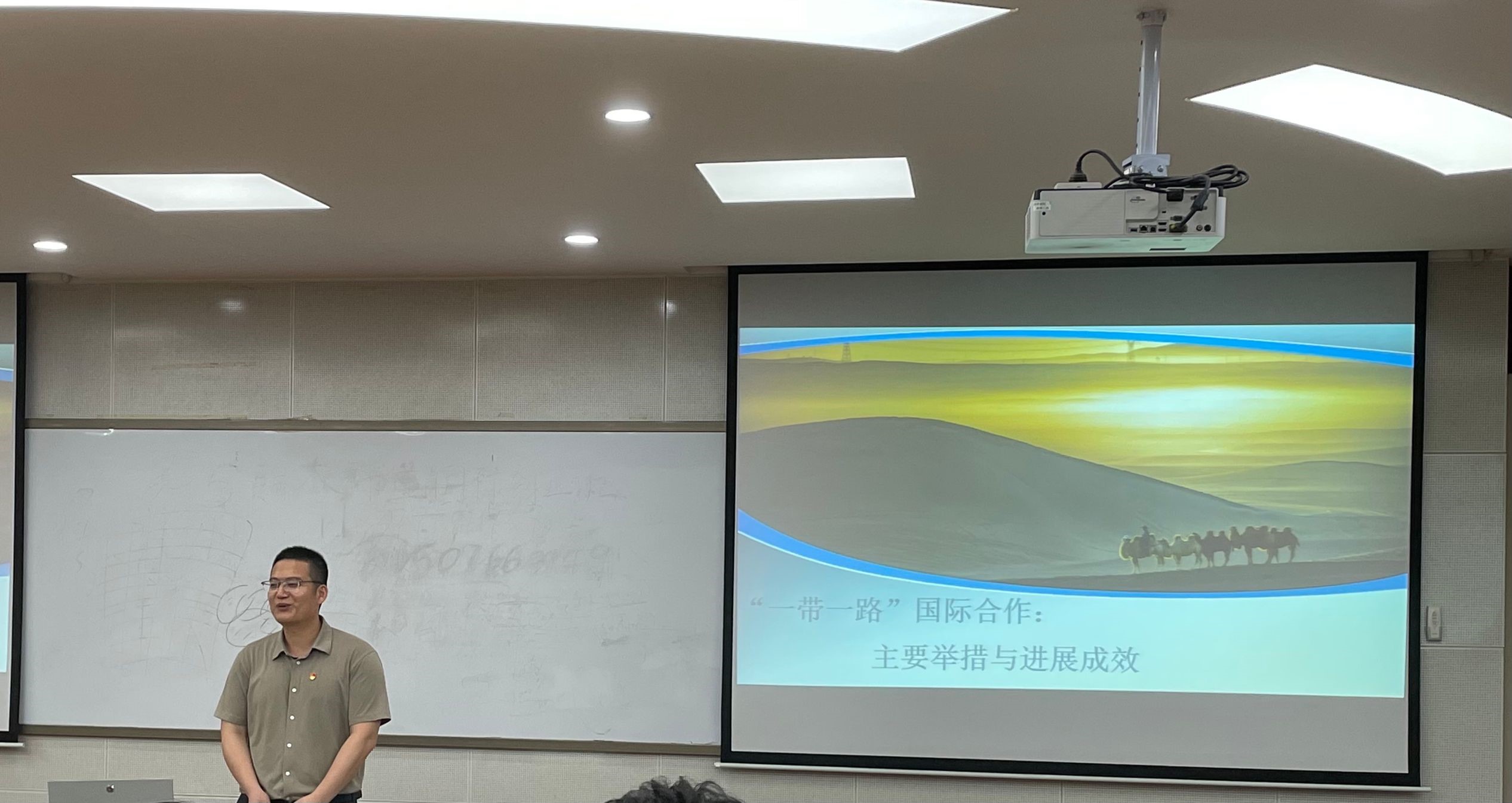 fd67c6b001d74dc687fd9bd18efa0e8b.jpg fd67c6b001d74dc687fd9bd18efa0e8b.jpg