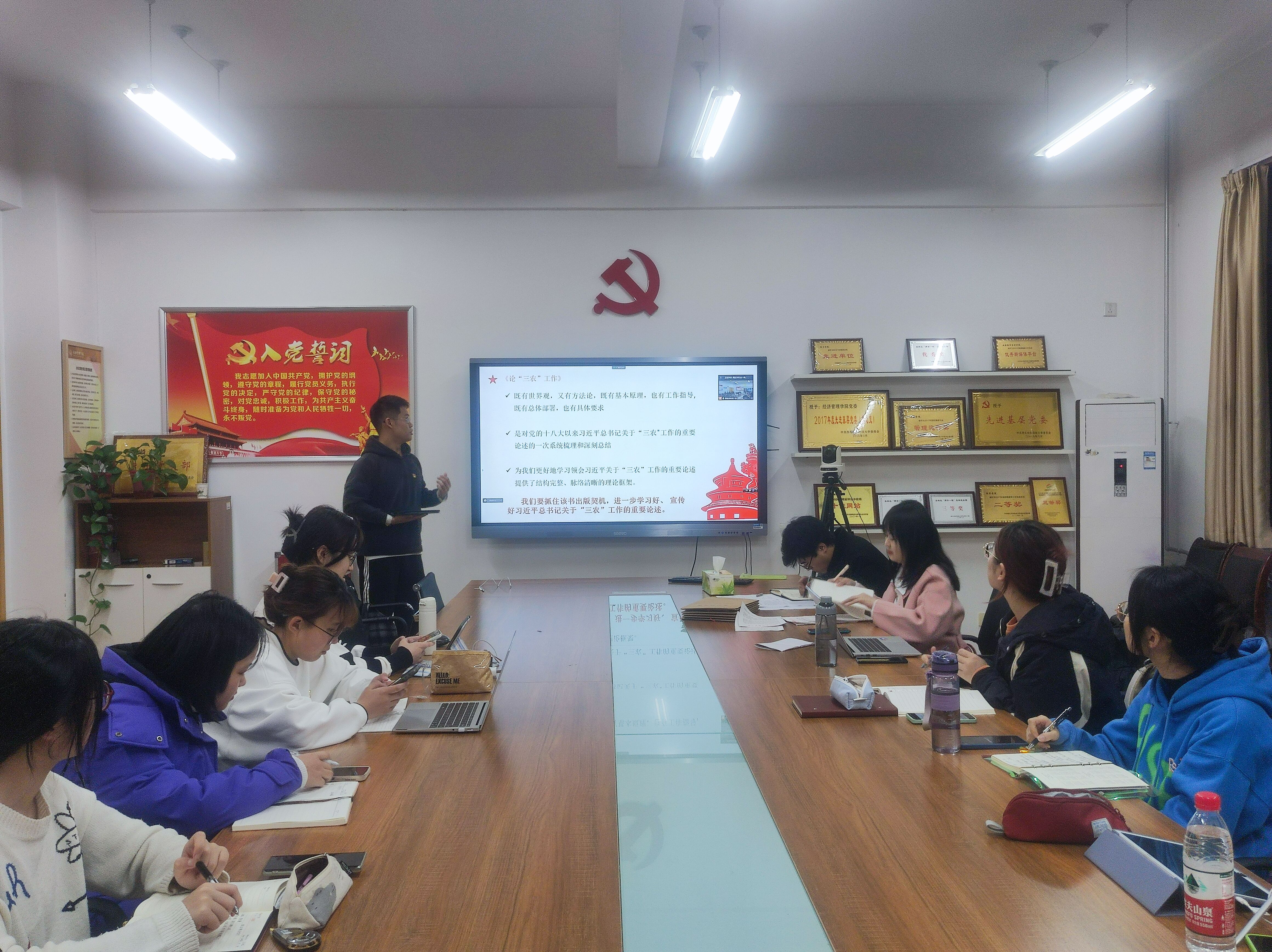 a3b8f4d2dac3443d94765cfce93586d5.jpg a3b8f4d2dac3443d94765cfce93586d5.jpg