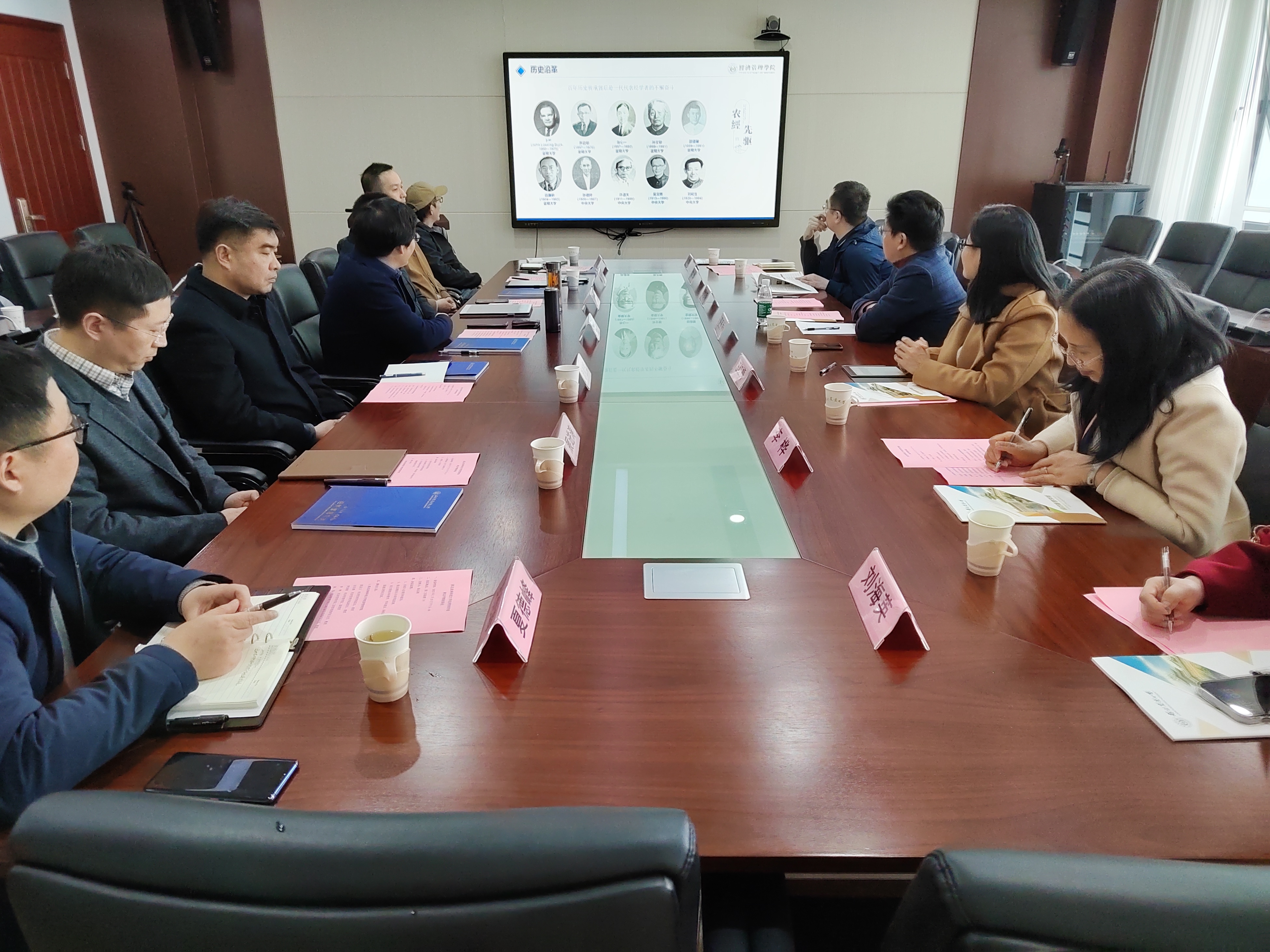 0045f8fe2f624f6ebe0f41bc4c01bae0.jpg 0045f8fe2f624f6ebe0f41bc4c01bae0.jpg