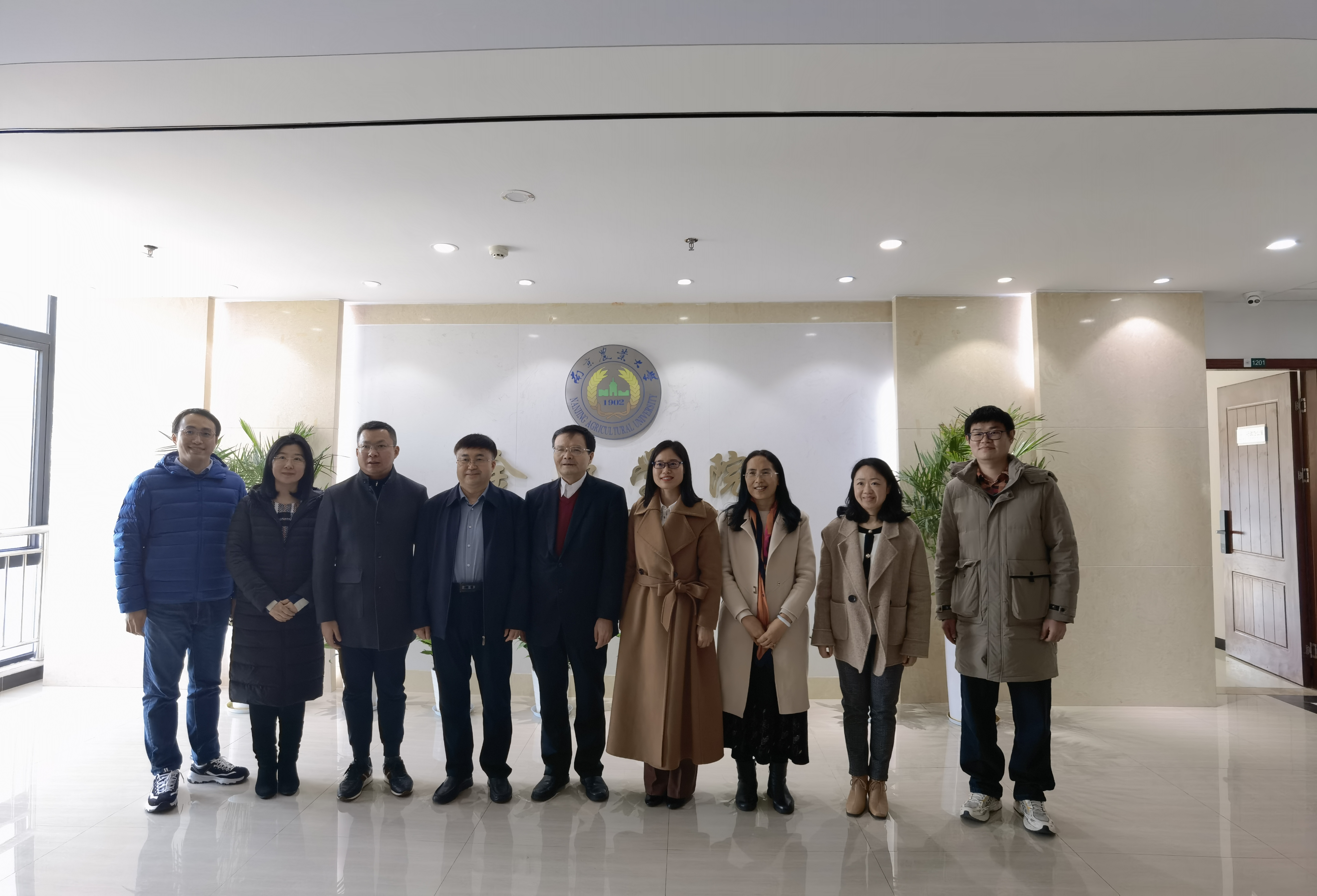 b71f6cfea1bf444ea8df55b58401e22f.jpg b71f6cfea1bf444ea8df55b58401e22f.jpg