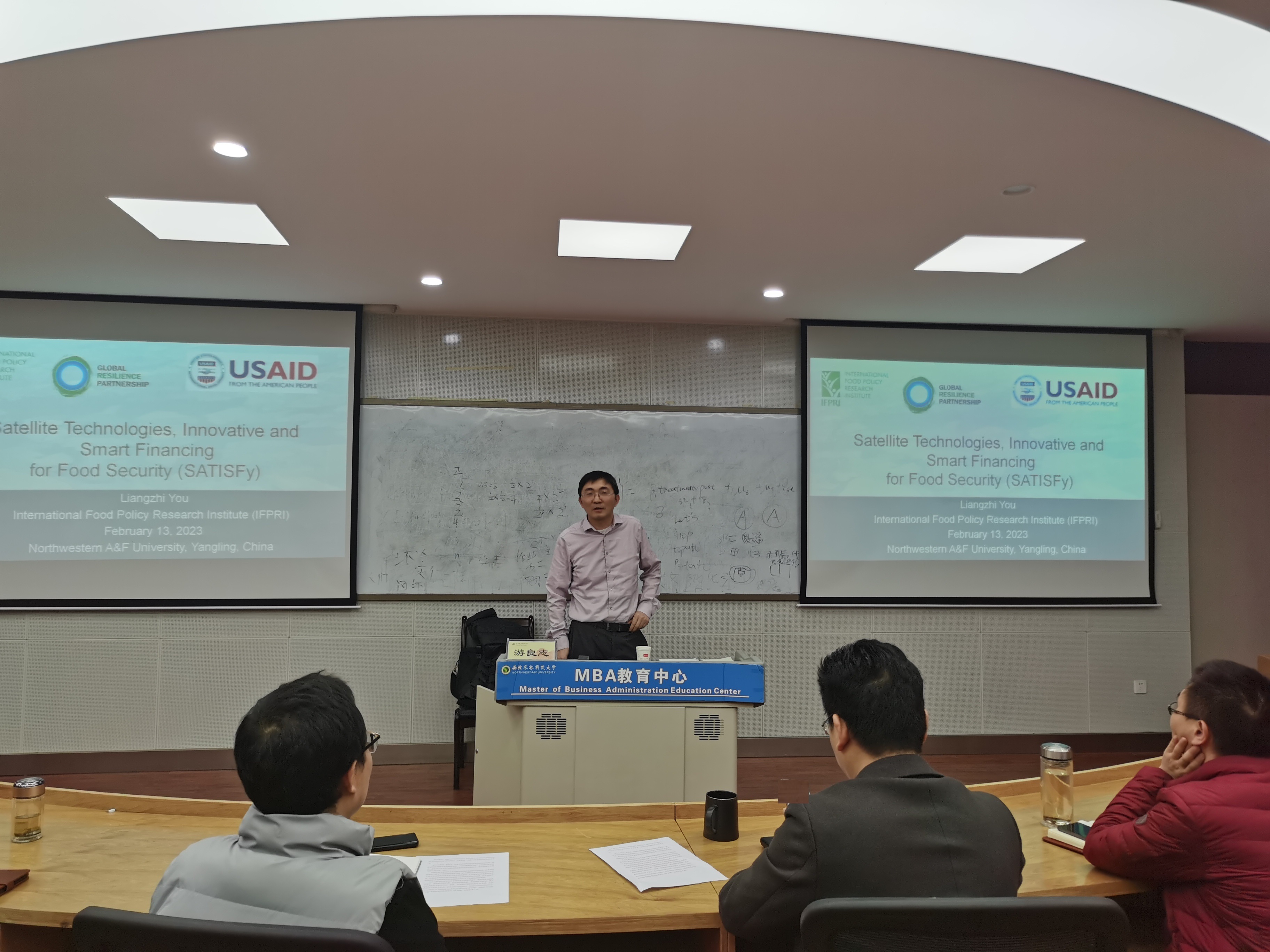 bbf9fd1ec38842e8acdaa2c58c8dada7.jpg bbf9fd1ec38842e8acdaa2c58c8dada7.jpg