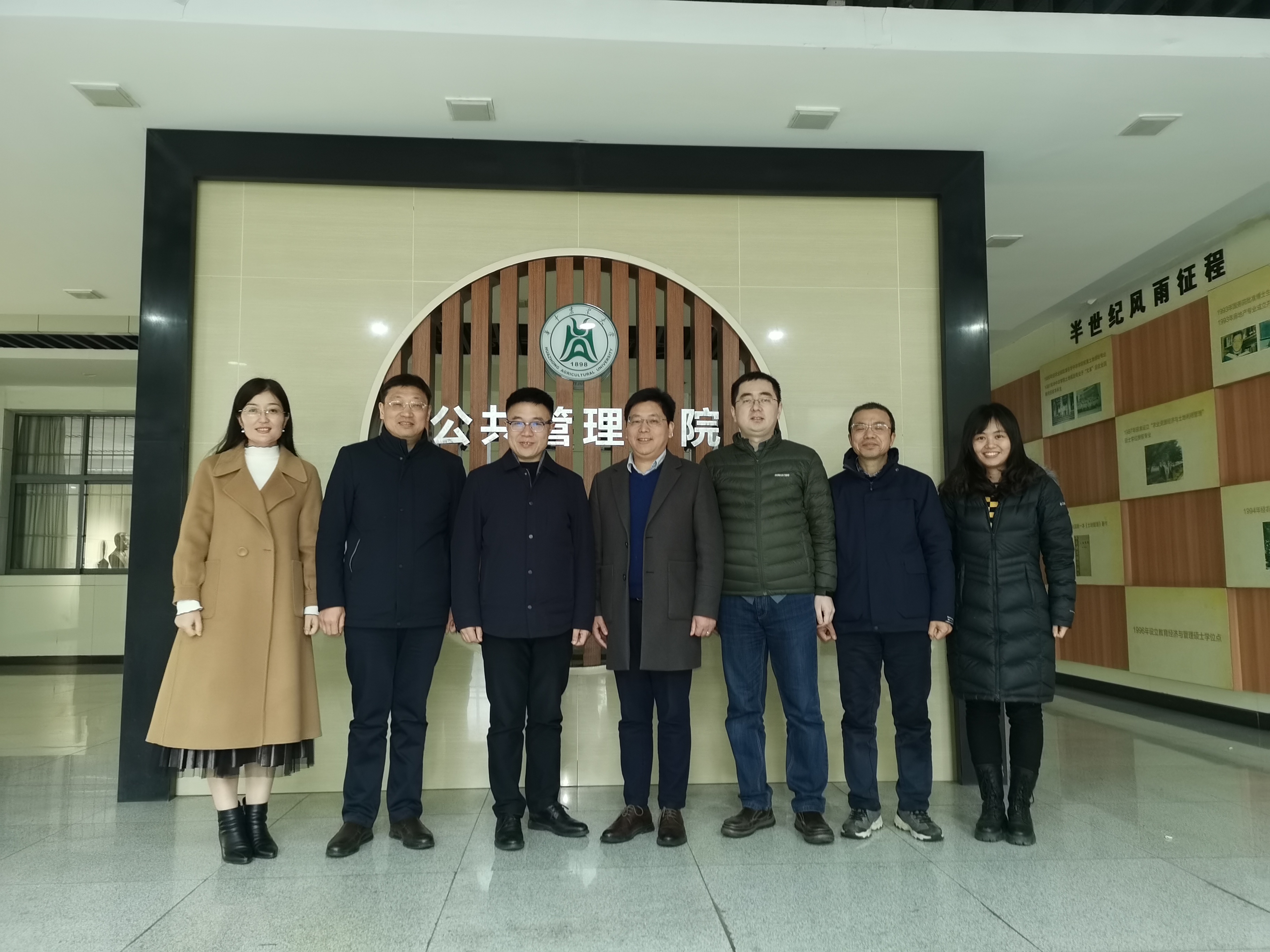 f830124621244d6ab01840fd9e62e42d.jpg f830124621244d6ab01840fd9e62e42d.jpg