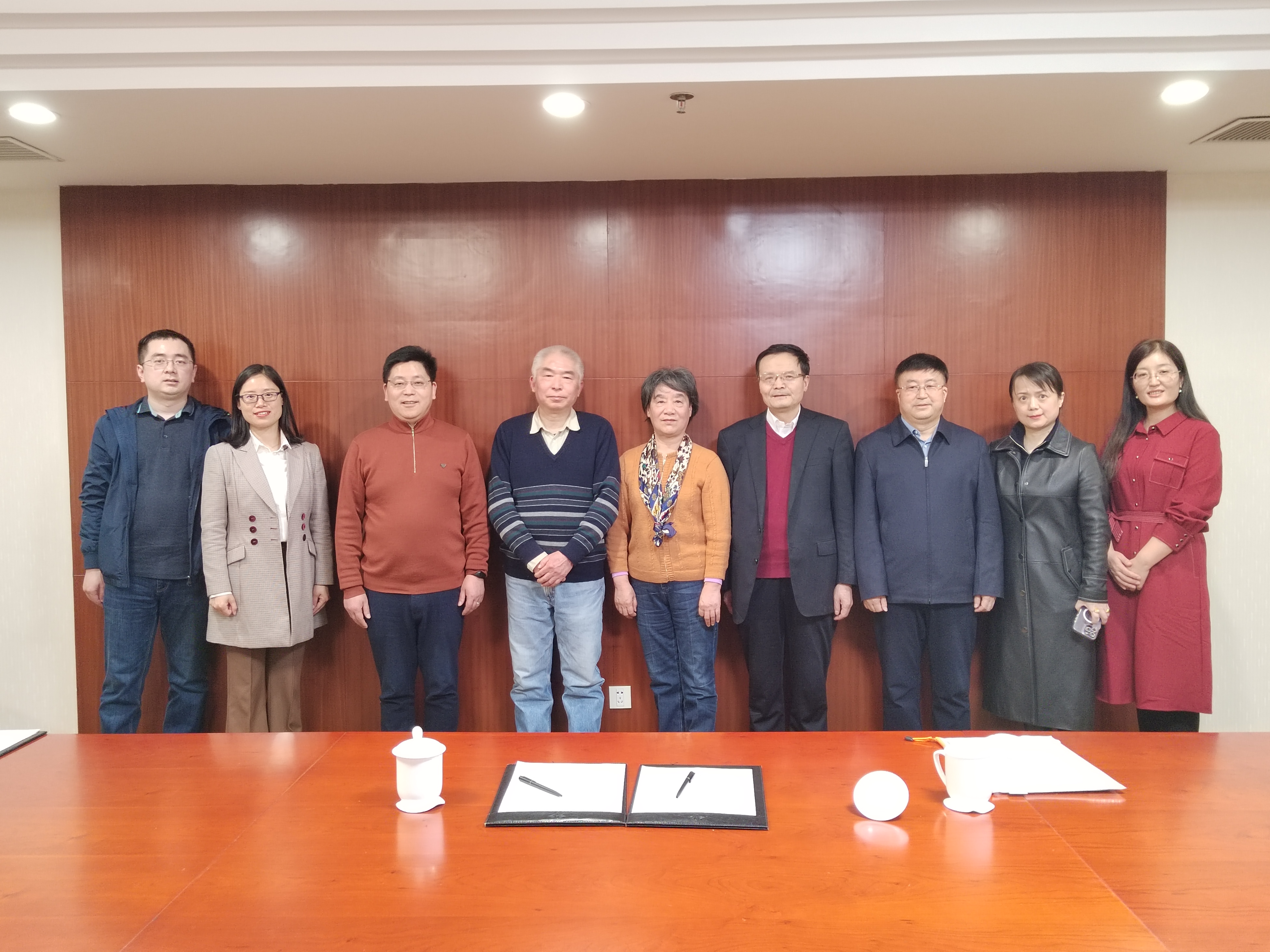 f85d941d90b5471cb47e8ac862ca5918.jpg f85d941d90b5471cb47e8ac862ca5918.jpg