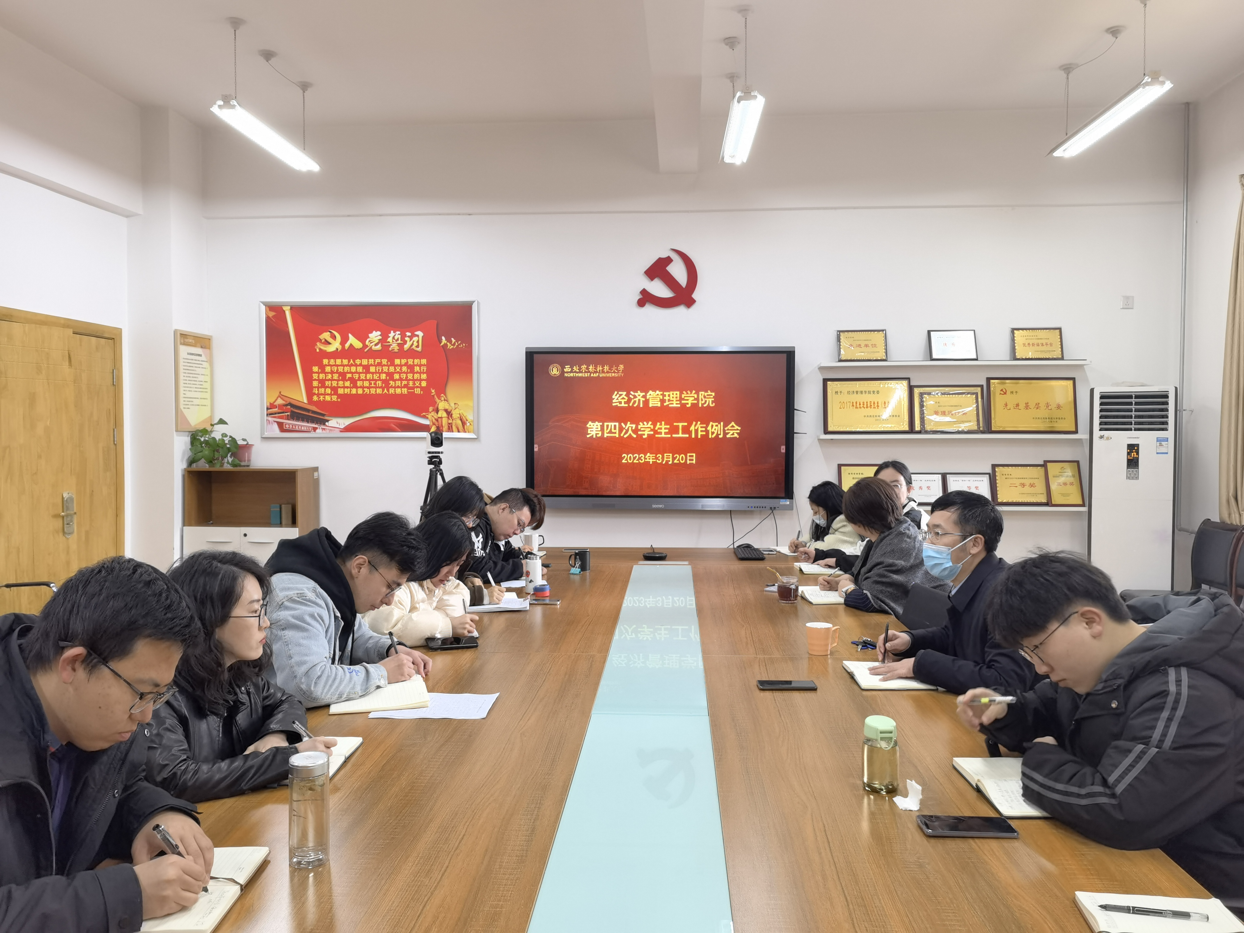 32cfa32c1b064fb1894ec209a6776af8.jpg 32cfa32c1b064fb1894ec209a6776af8.jpg