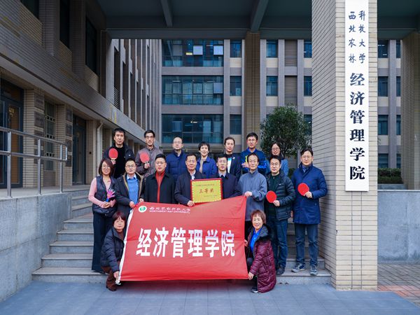 67b077fa9ff34fef9983796110c809da.jpg 0P0A1220_1.jpg