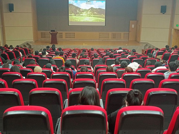 819b68b8d76e4b879faac9999702c3a6.jpg 1.jpg