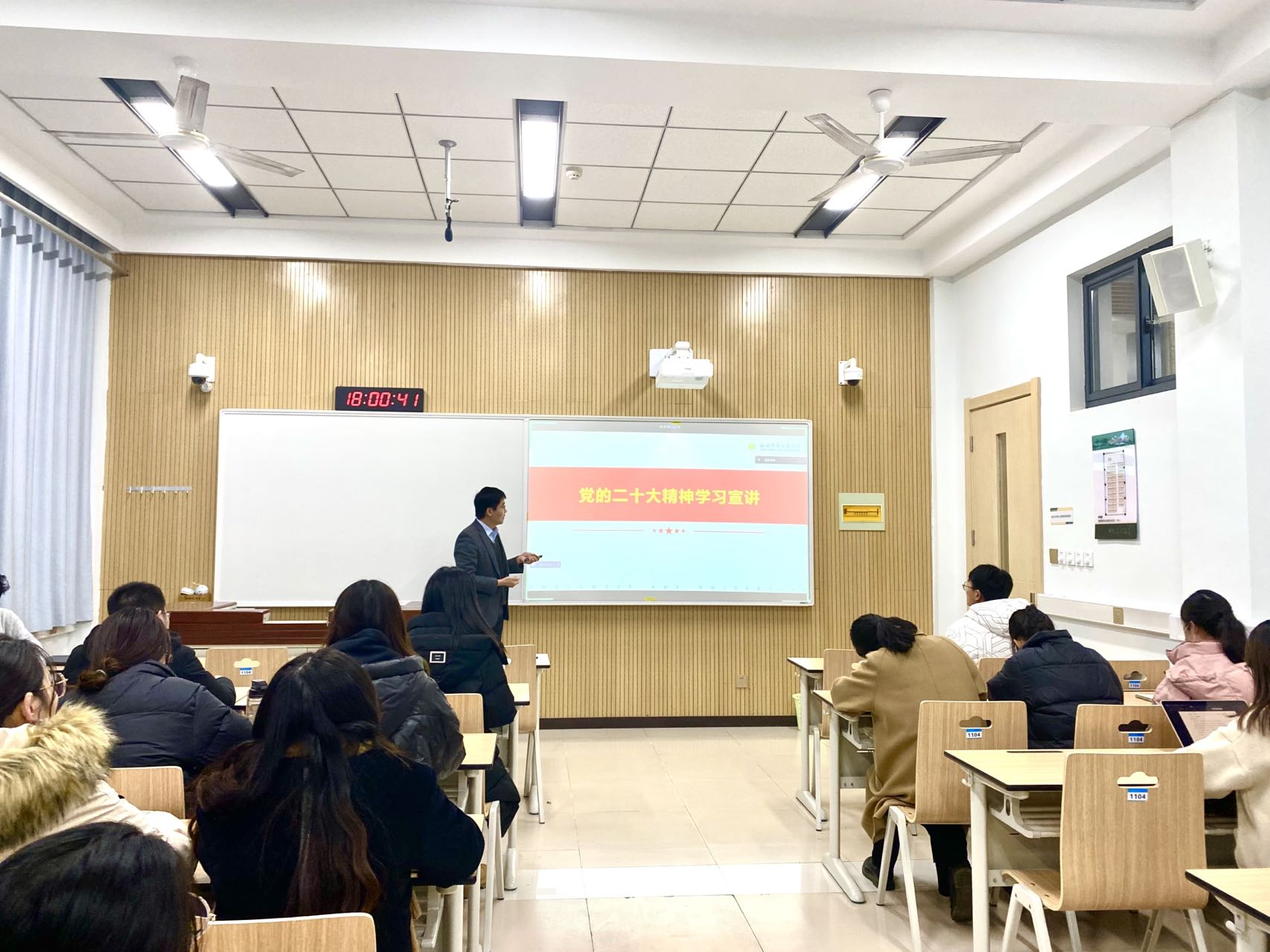 4fbd711c3b3d45fe8d9583d3e776a11c.png 4fbd711c3b3d45fe8d9583d3e776a11c.png