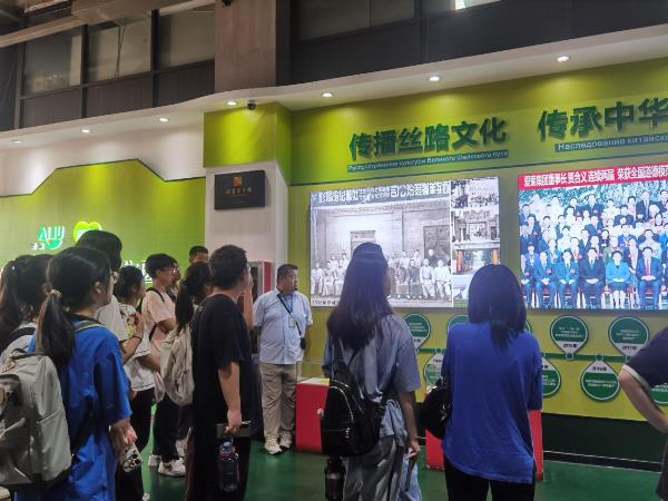 5d555df3bd3747758f3381654ad41a5c.jpg 1.jpg