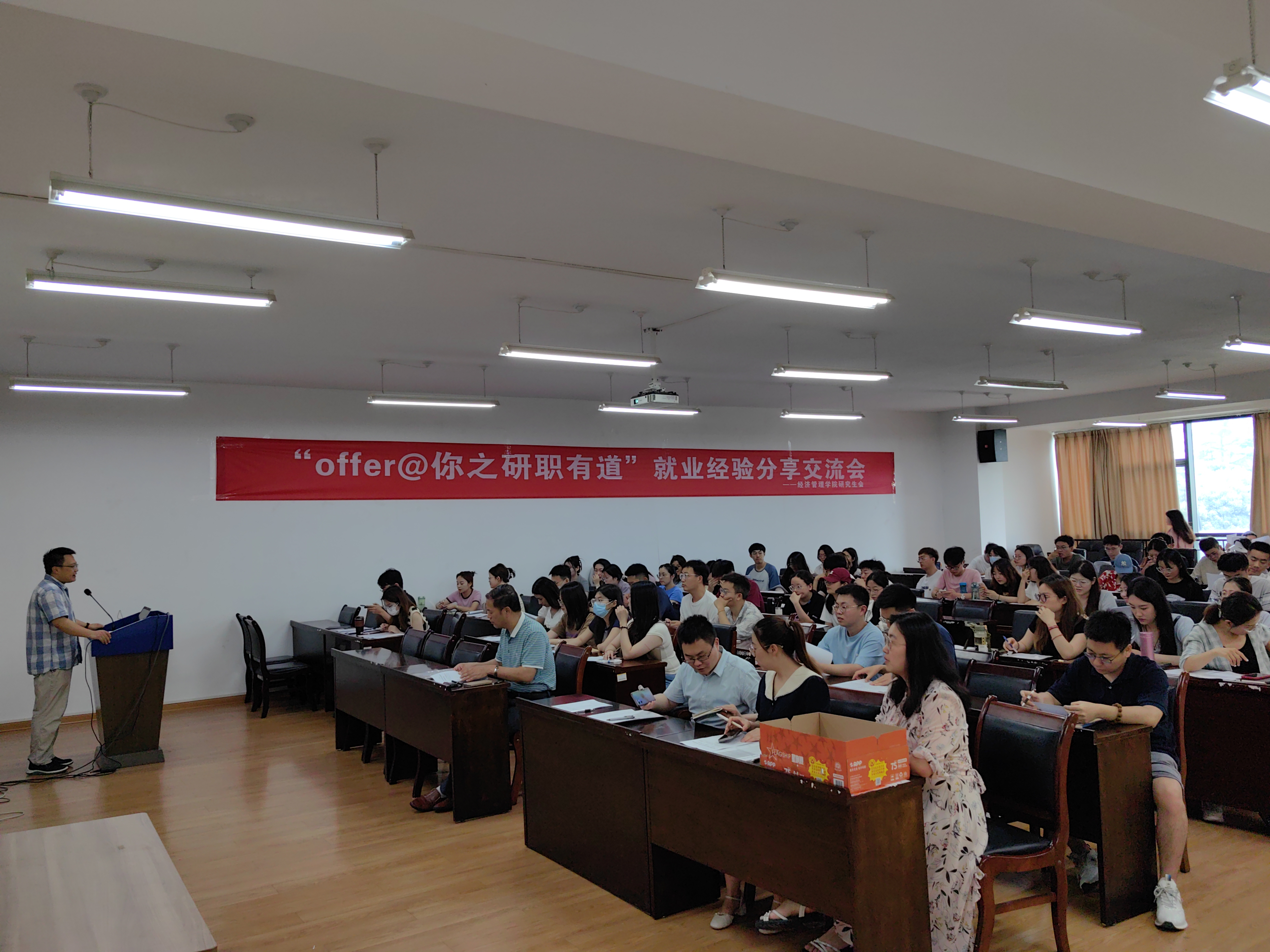 e9e821c894384372b929acfa31d64390.jpg e9e821c894384372b929acfa31d64390.jpg