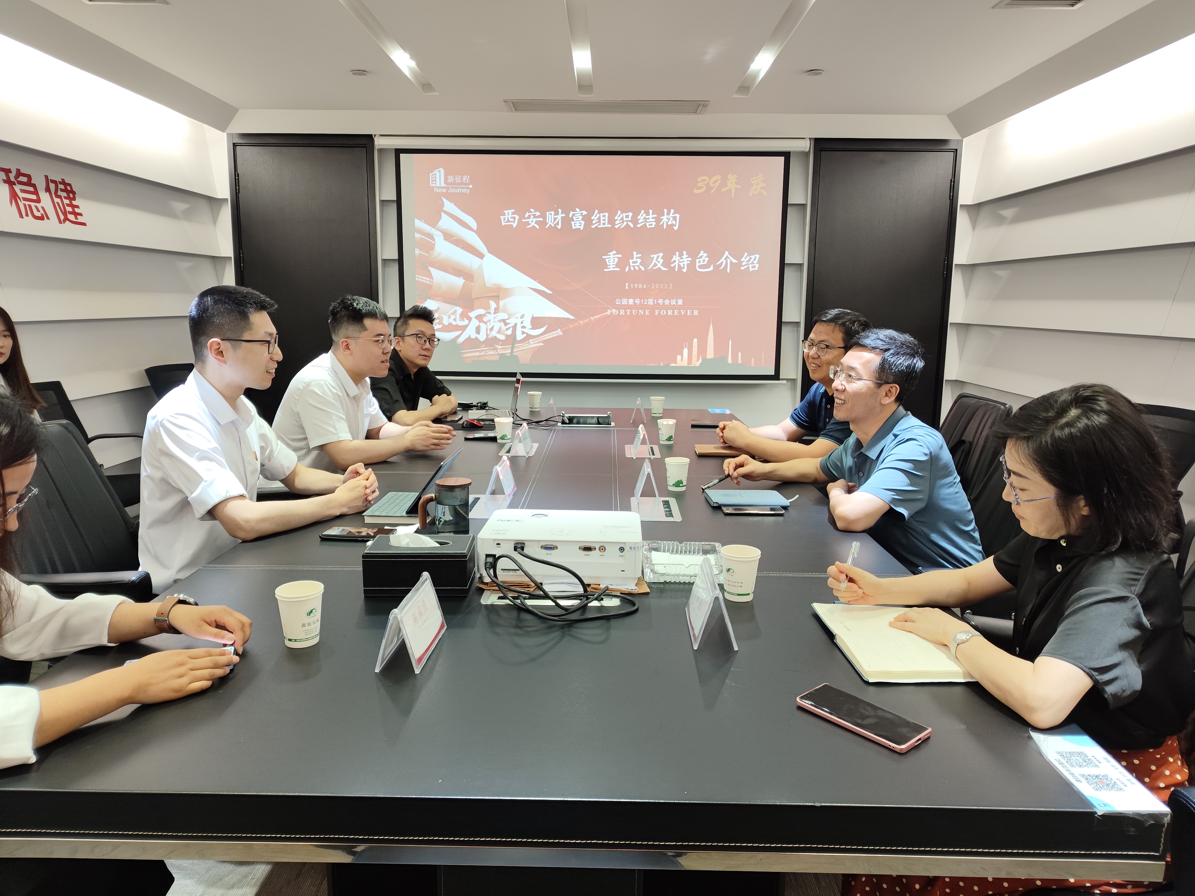 3de4605e7c254048823784bfa80d5829.jpg 3de4605e7c254048823784bfa80d5829.jpg